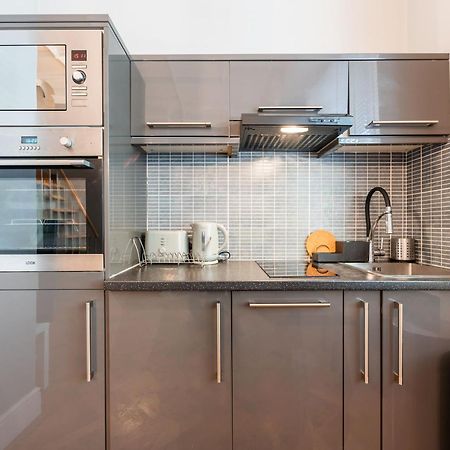 Luxury One Bedroom Flat In Westbourne Terrace Londra Esterno foto